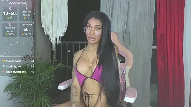 Queen_Morena webcam