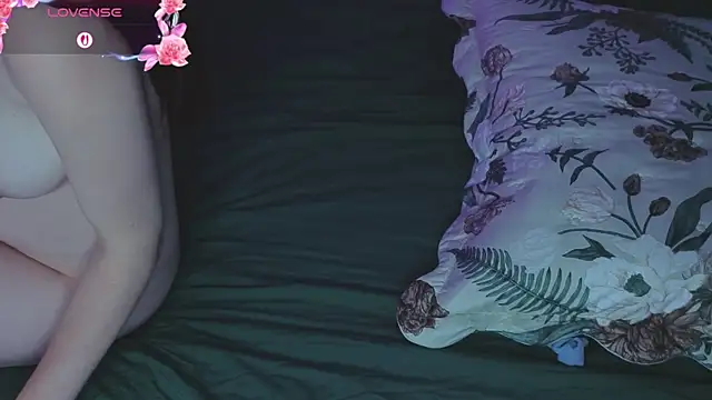 L1ittle_kitty_ webcam
