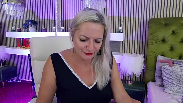 LadyTouch webcam