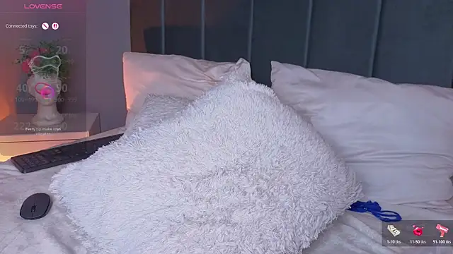 ninna_curly webcam