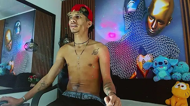Skinny_cute_Alyer webcam