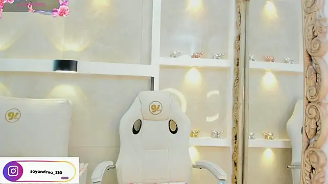 juliana_smithh webcam