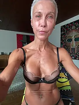 GymQueenCarmen webcam