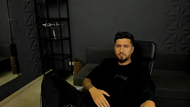 LoganStroud webcam