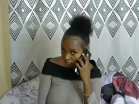 peachesbella2 webcam