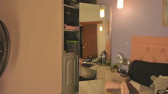 bratystar webcam