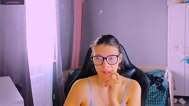 MollyLollipop webcam
