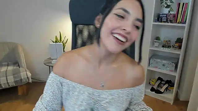 _BellaEvans_ webcam