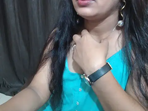 Kudi_Kiyara webcam