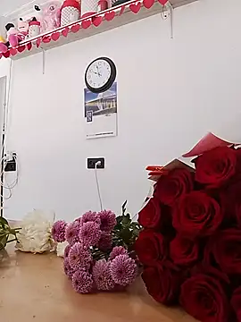 LittleFlower777 webcam