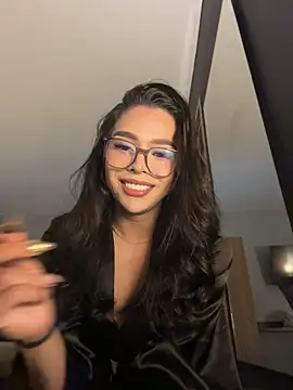 Samantha_Bernardo webcam
