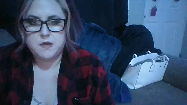 chloeluxe69 webcam