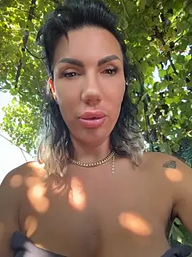 SelineVelvet webcam