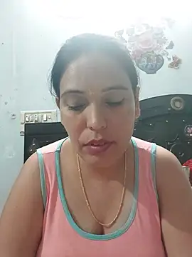Poojabhabi101 webcam
