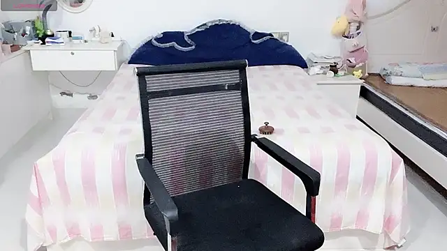 miaomiao-99 webcam