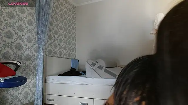 MissValday webcam