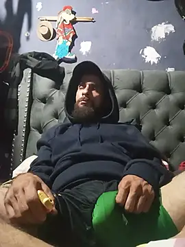 hairy_mannn webcam