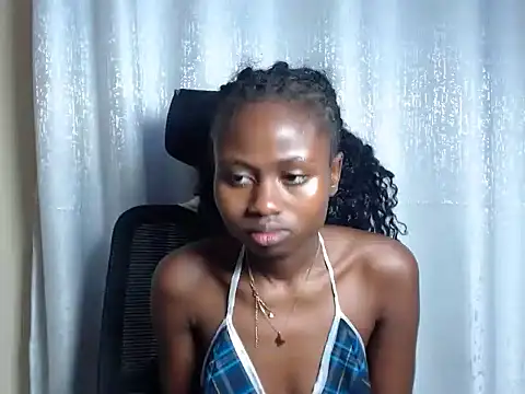 pureelegance_petite webcam