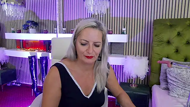 LadyTouch webcam