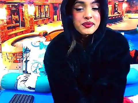 IndianPretty14u2Luv webcam