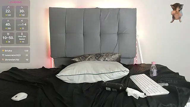 Moon_Ashley_ webcam