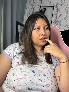 Larissa_Antonella webcam