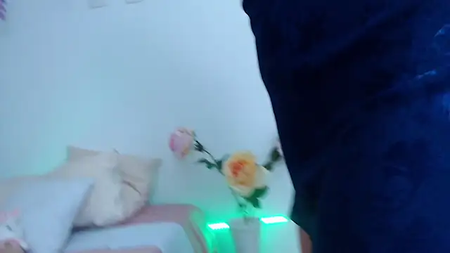 Sarabubbie webcam