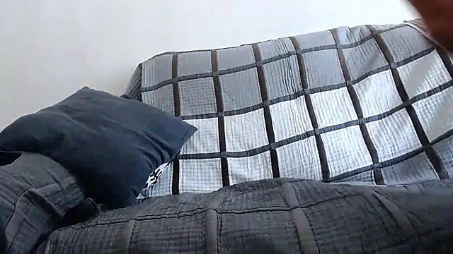 johnnym1 webcam
