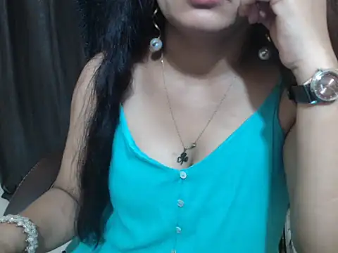 Kudi_Kiyara webcam