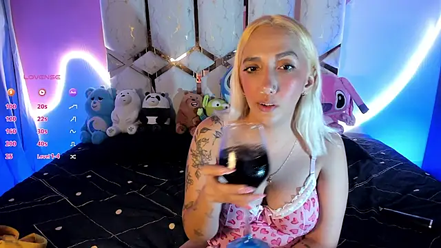 Amanda_klaire webcam