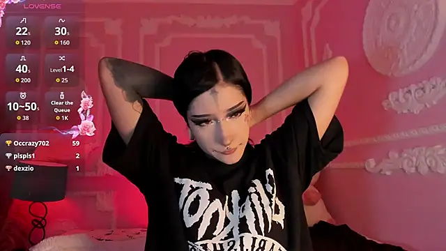 Kat_VonDe live cam on StripChat