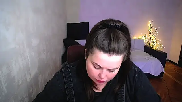 Emily_Mo webcam