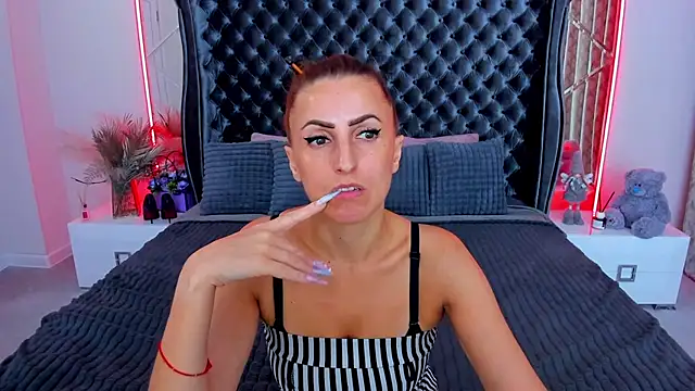 Rebecca_Diamond webcam