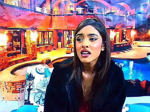 IndianPretty14u2Luv webcam