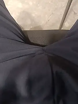BiGdick_98p webcam