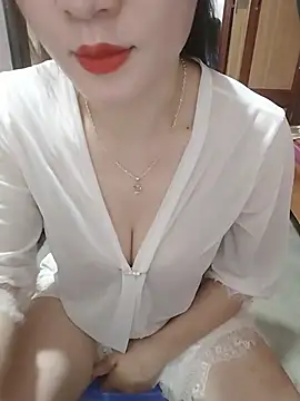 Chu_sexyy live cam on StripChat