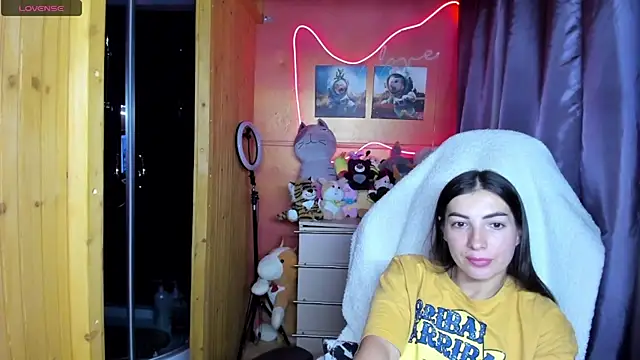 Fiery_Brunette_ webcam