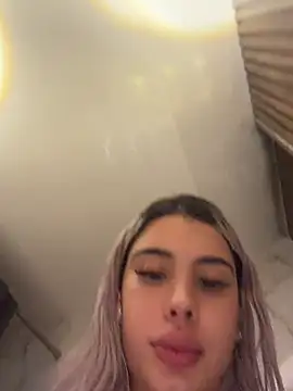 YouCandiSumisa webcam