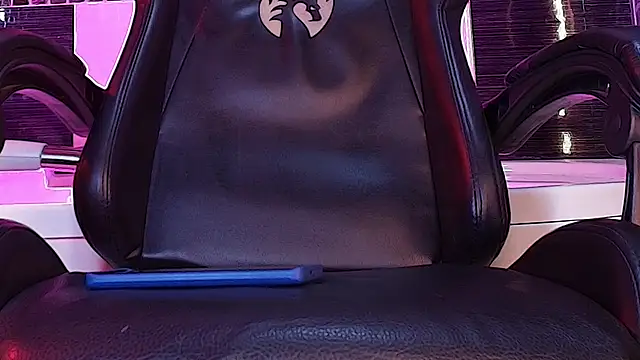 Elon_Musk77 webcam
