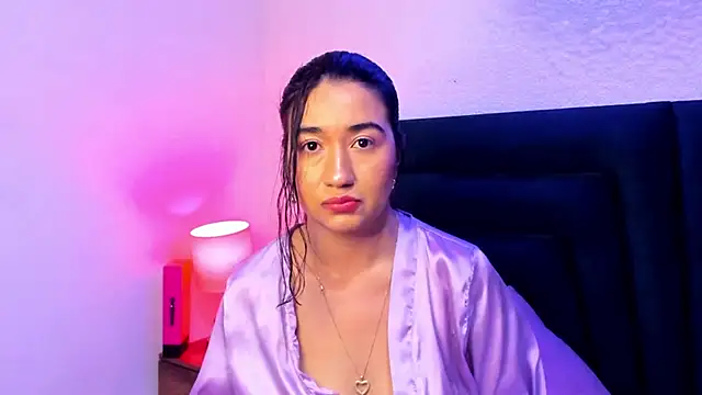 VictoriaRouge_ webcam