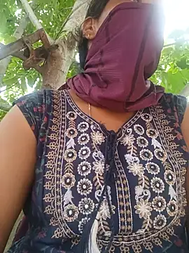 YOURBHABI143 webcam