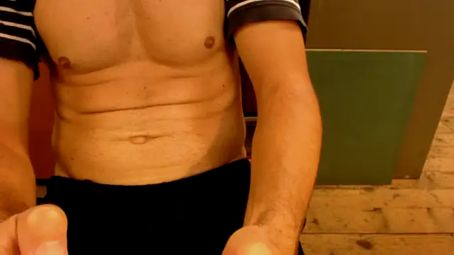 Redhotbody webcam