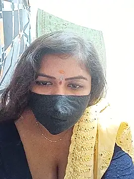 telugu_pellam143 webcam