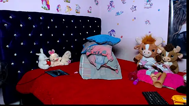 ShantalsSecret webcam