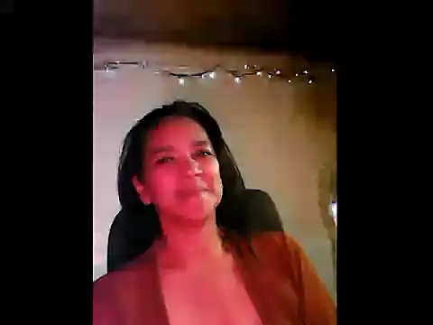 Mia-Velasquez webcam
