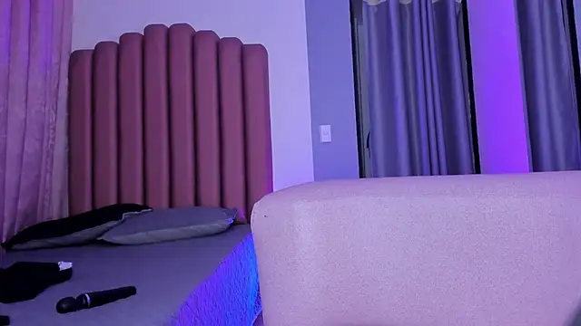 Karolinmonroe webcam
