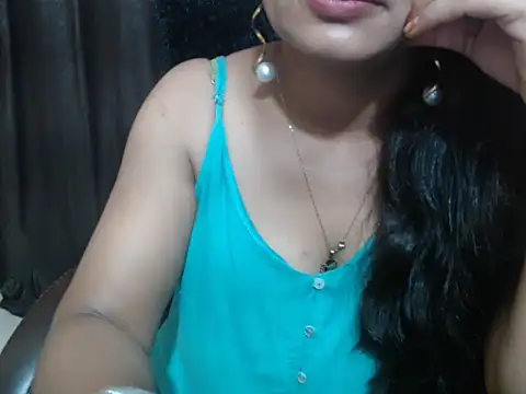 Kudi_Kiyara webcam