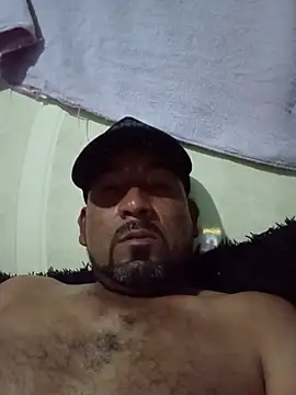 Ernesthot82 webcam