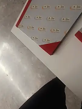 BiGdick_98p webcam