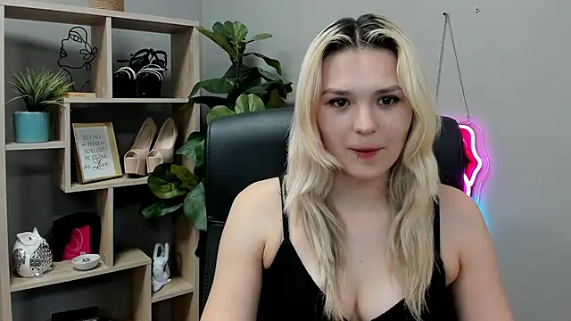 SweetLilyxo webcam